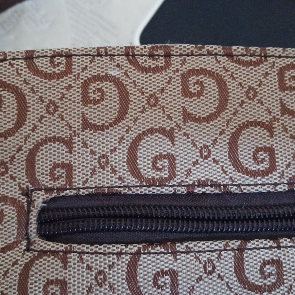 Purse - Picture 2 of 4